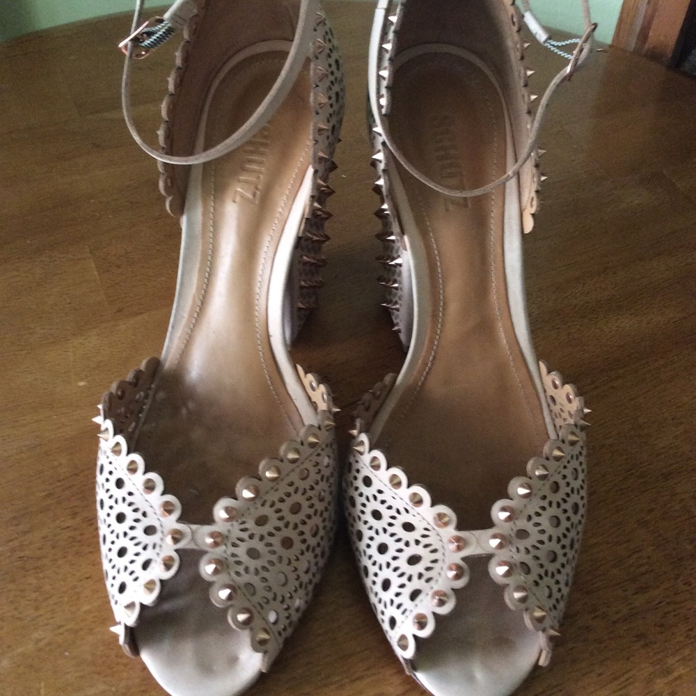 Studded open toe - Picture 2 of 6